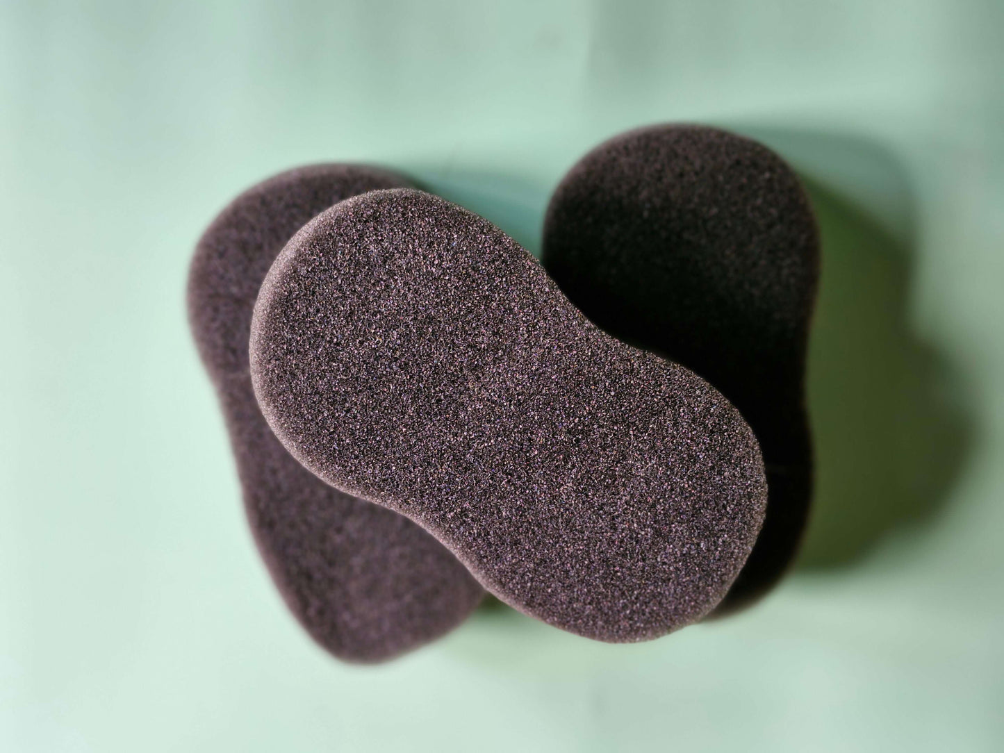 SE mini sponges stacked, ideal for applying makeup, cleaning tack, and perfect for kids sponging ponies.